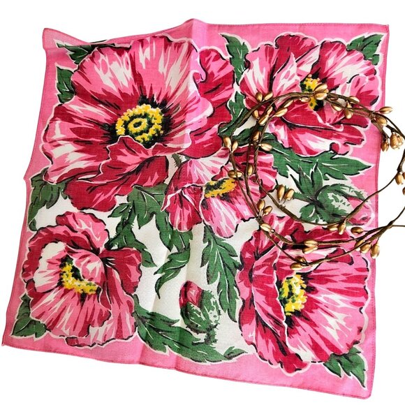 Instant Vintage Christmas Collection Santa Holiday Nostalgia Hankie Bundle - Picture 5 of 10